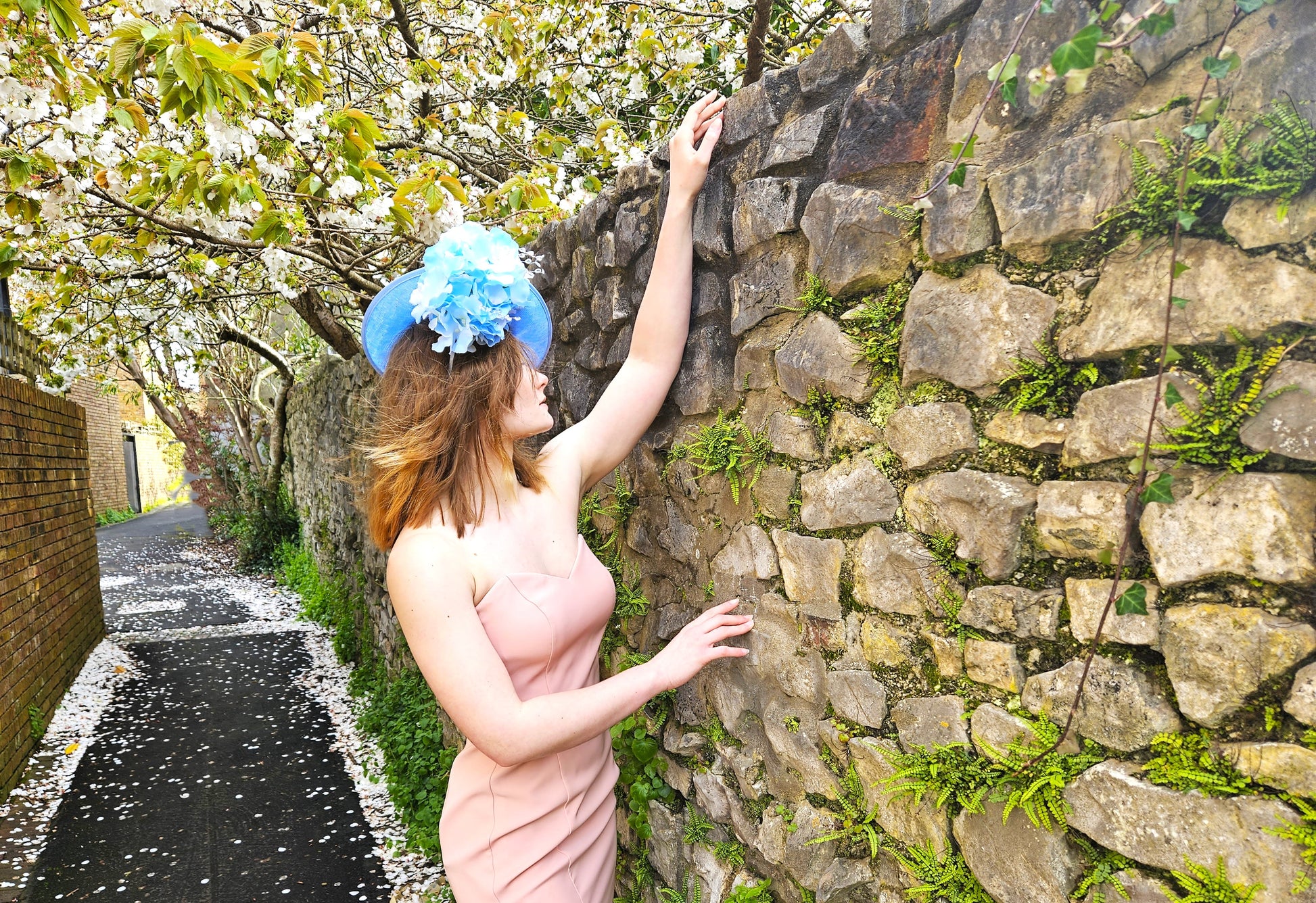 Royal Ascot hat blue