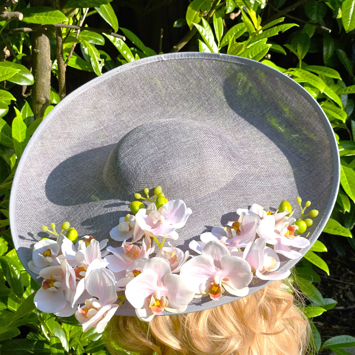 Extra Large Ascot Hat Grey White - Wedding Hats - Derby Hats - Church Hats for Ladies