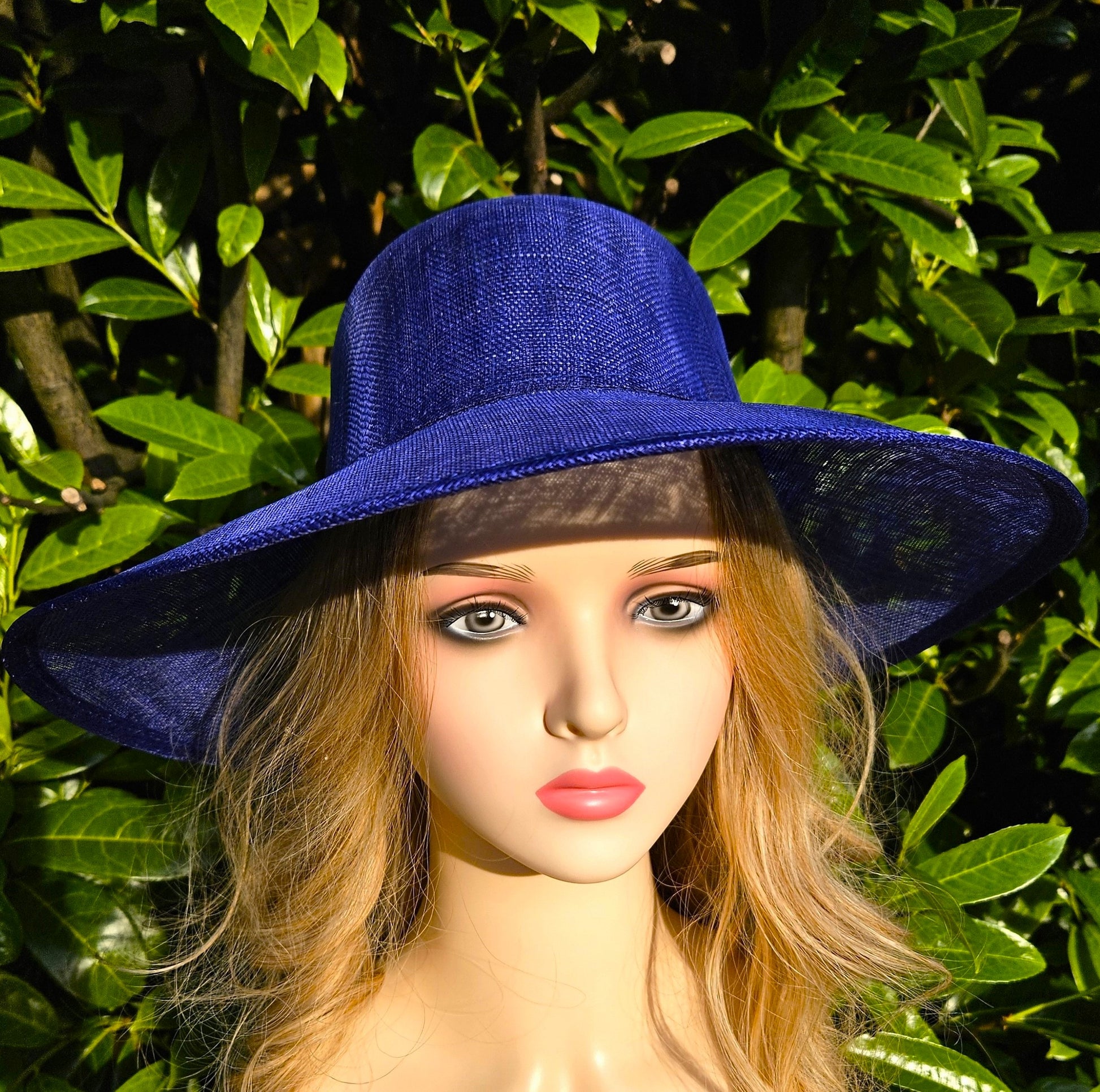 royal blue hat racing
